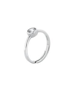 Ring with zircon diamond cut