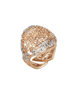 Ring with decoration in glitter