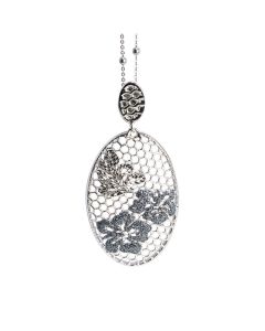 Necklace with oval from floral decorum and Glitter black